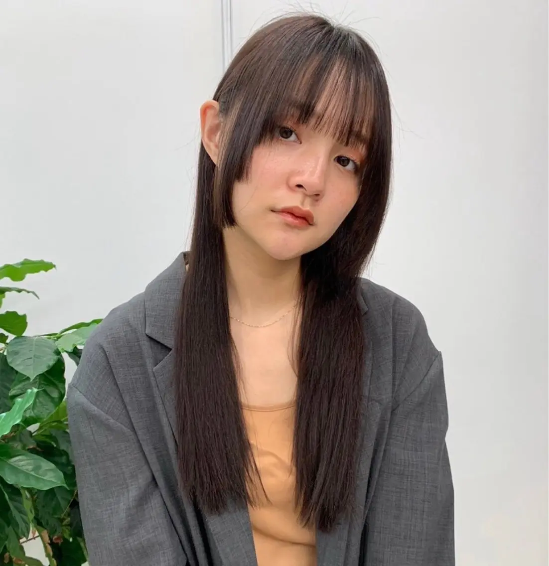 ロング 前田 樺音のヘアスタイル