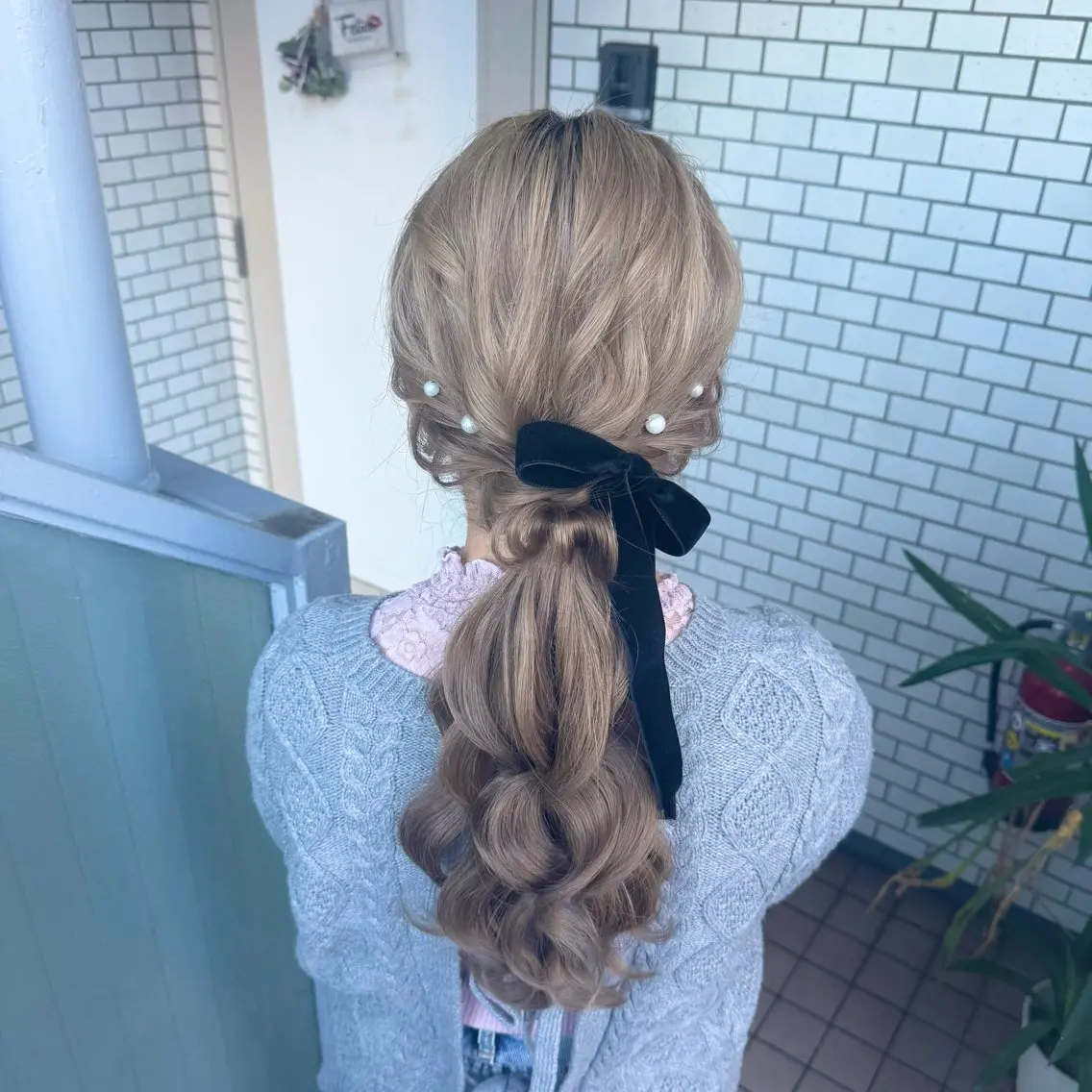 ロング ヘアアレンジ ハーフアップ 結婚式・ブライダル デート 褒められヘアメイク /‎ボブ女子🐶みおのヘアスタイル