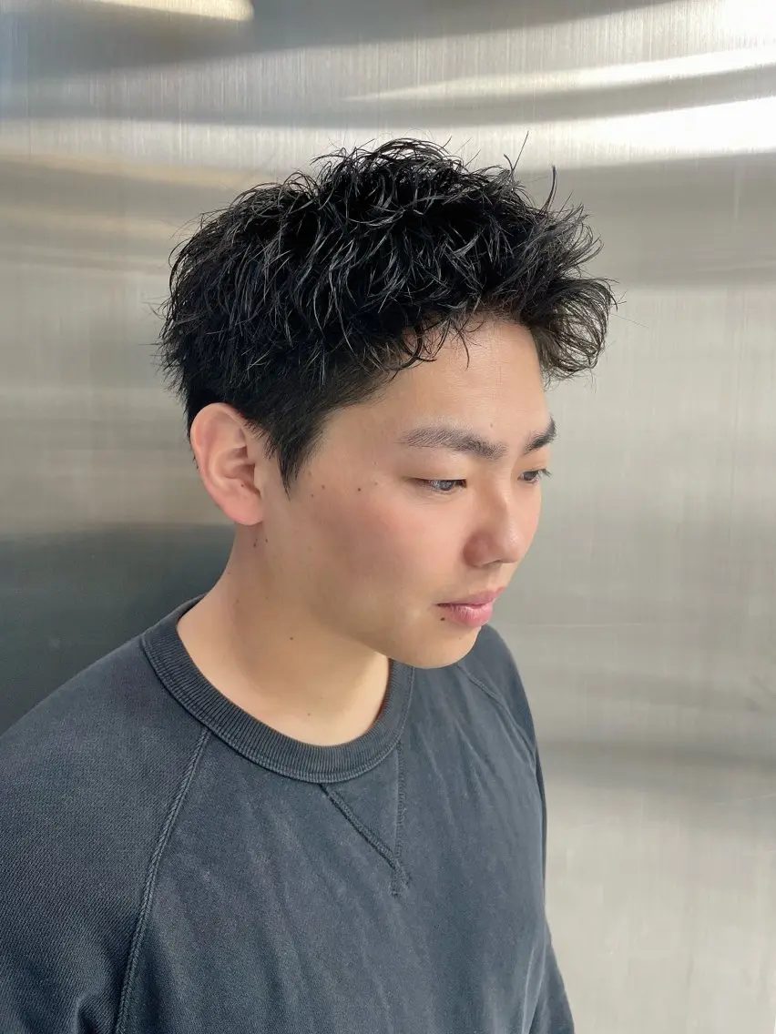 メンズ アップバング スパイキーショート MIKA/カラー モデル募集中のヘアスタイル