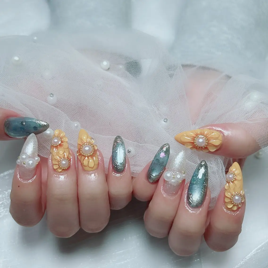 ネイル ジェルネイル マグネットネイル ニュアンスネイル 春ネイル ハンドネイル Cute Tips nailのネイルデザイン