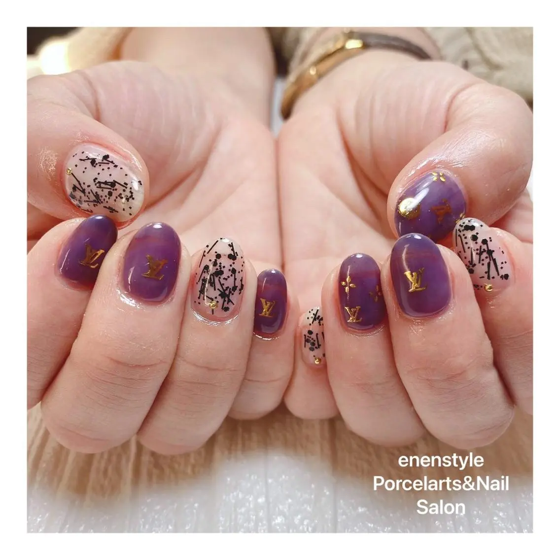ミディアム ネイル ハンドネイル 🐾enen style 🐾のネイルデザイン