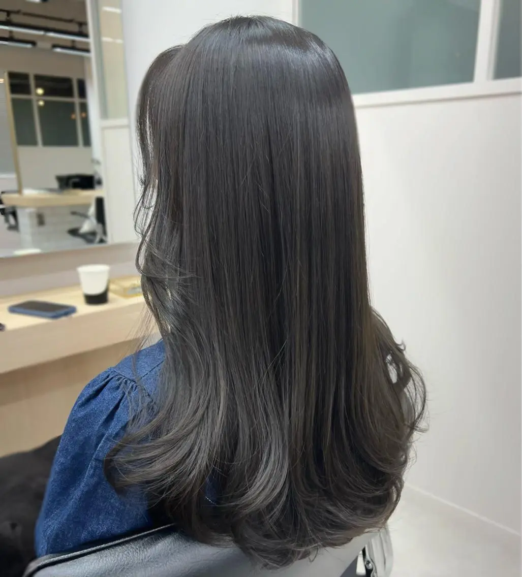 ロング レイヤーカット 復帰しました🎀 しょうこLuanaのヘアスタイル