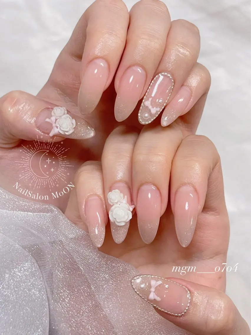 ハンドネイル ハンドケア MoON...❤︎ MeGuのネイルデザイン