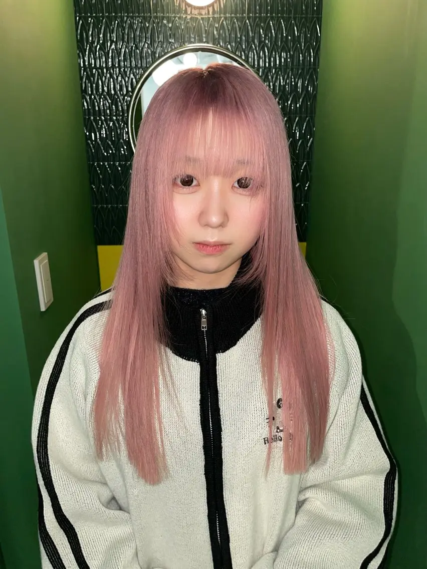 【オリジナルケアシャンプー付き】全体ブリーチ+カラー ＋トリートメント✨️の写真