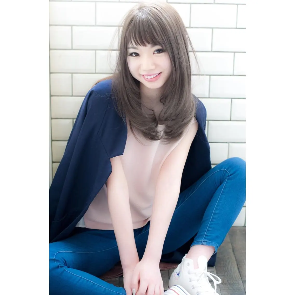 ロング EIGHT plum TOKIOリミテッドのヘアスタイル
