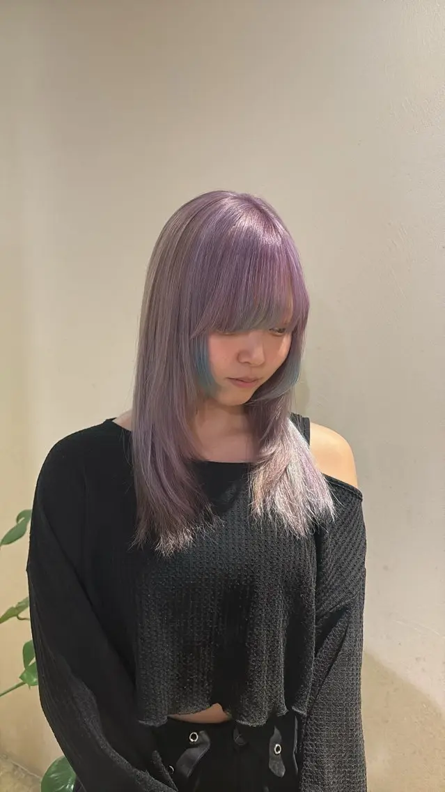 セミロング 顔周りカット カット ヘアカラー まみ/レイヤーカット /暖色カラーのヘアスタイル