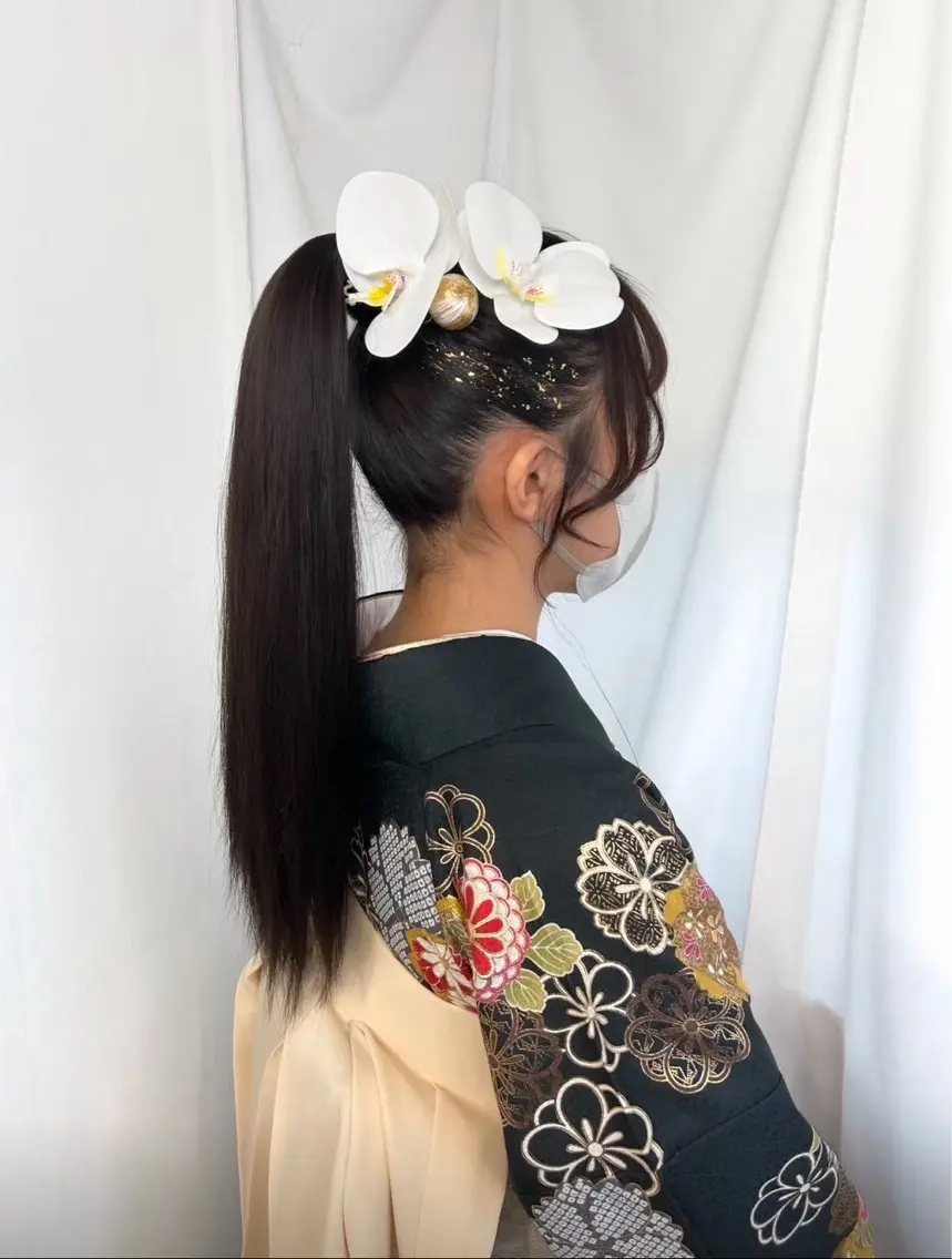 ヘアアレンジ 🎀モモ🎀 上品 白髪ぼかしハイライトのヘアスタイル