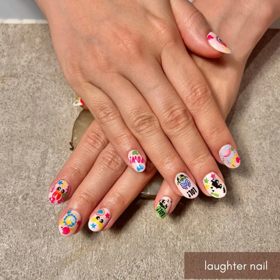 ネイル アートネイル ジェルネイル ラメ(グリッター) 持ち込み ピンク ハンドネイル laughter nailのネイルデザイン