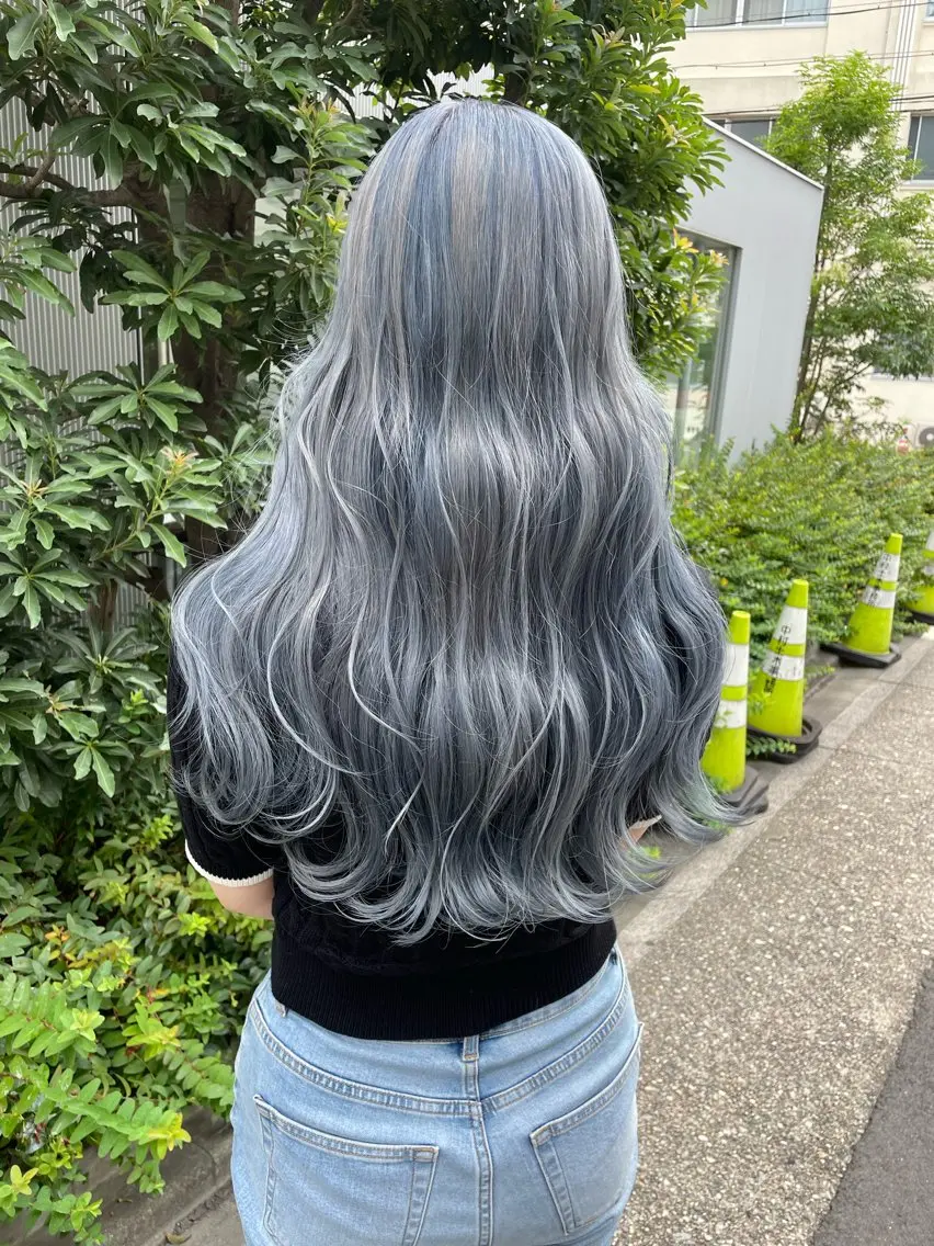 ロング 手島 カミラのヘアスタイル