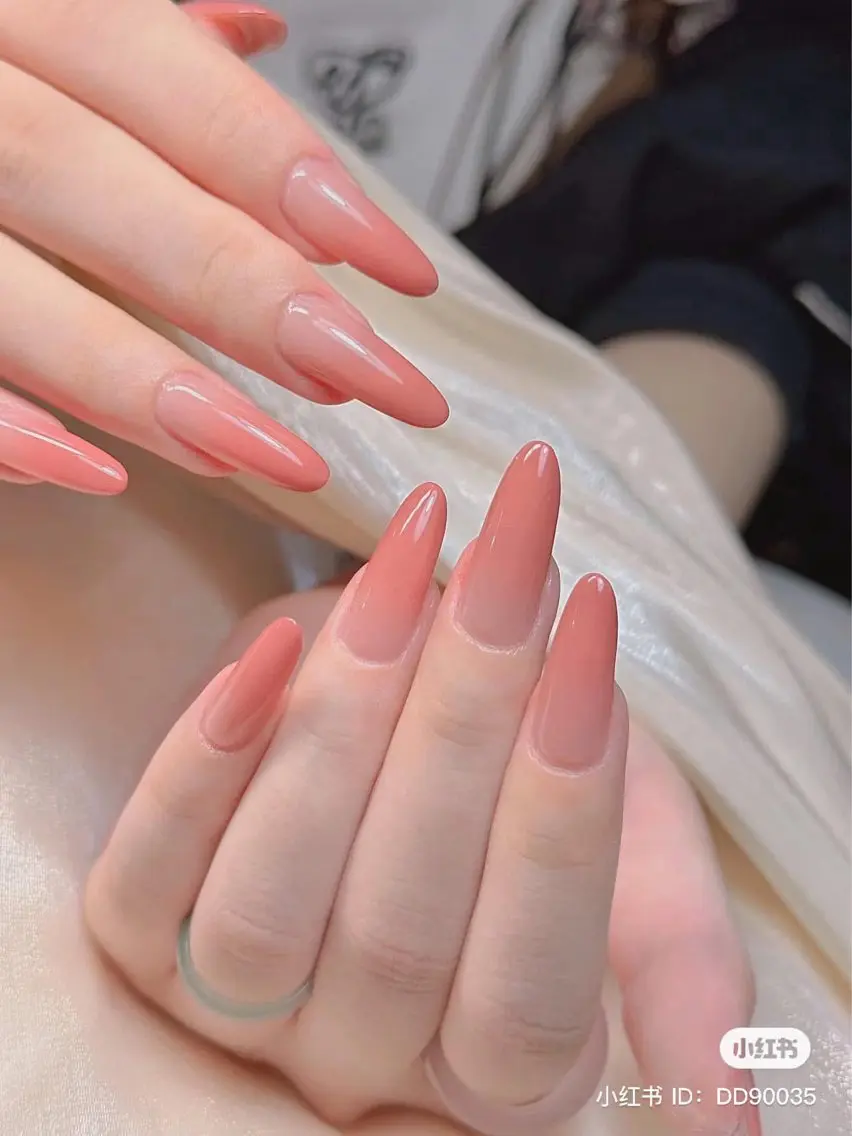 ネイル モナ& あきのネイルデザイン