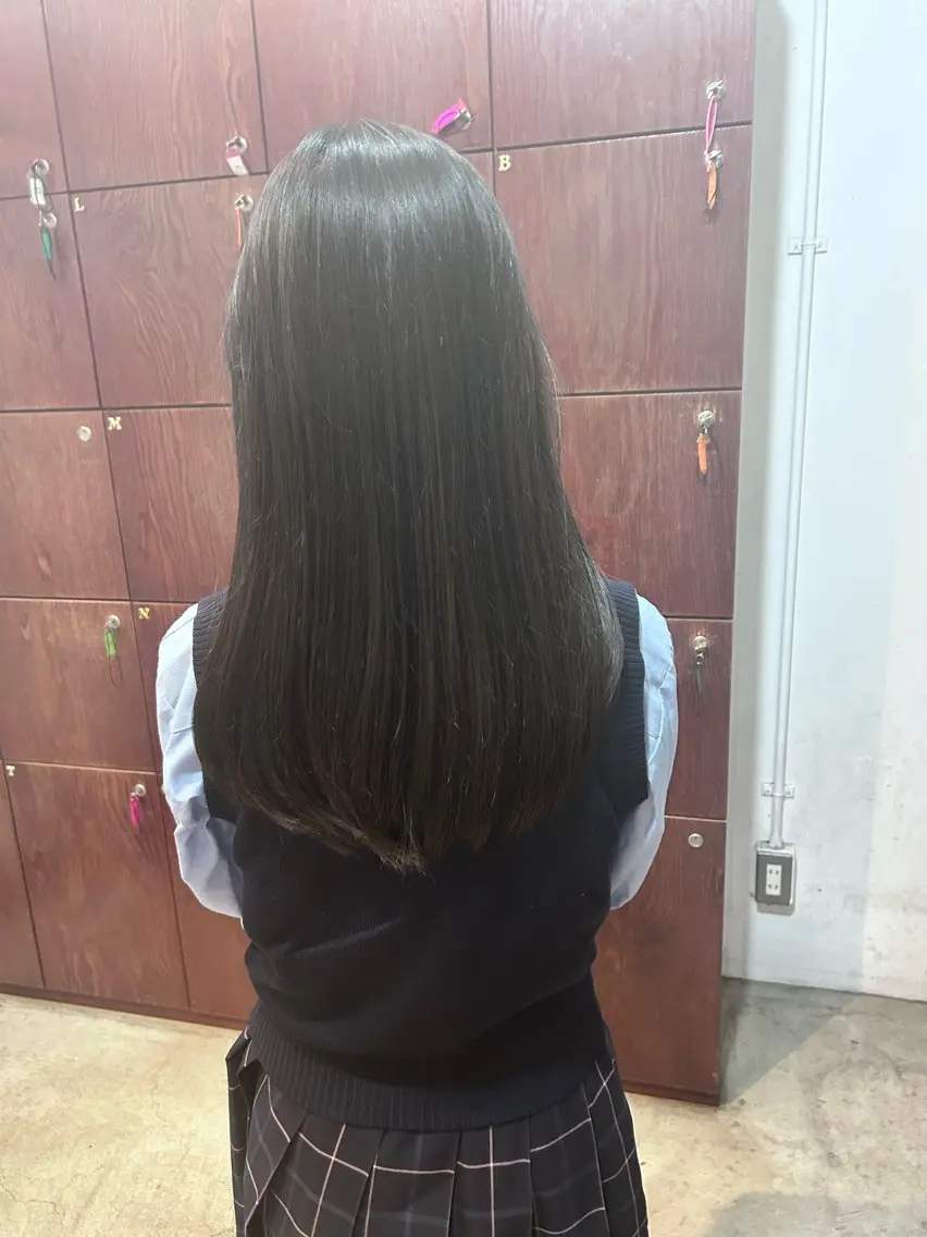 ロング 津田 花望のヘアスタイル