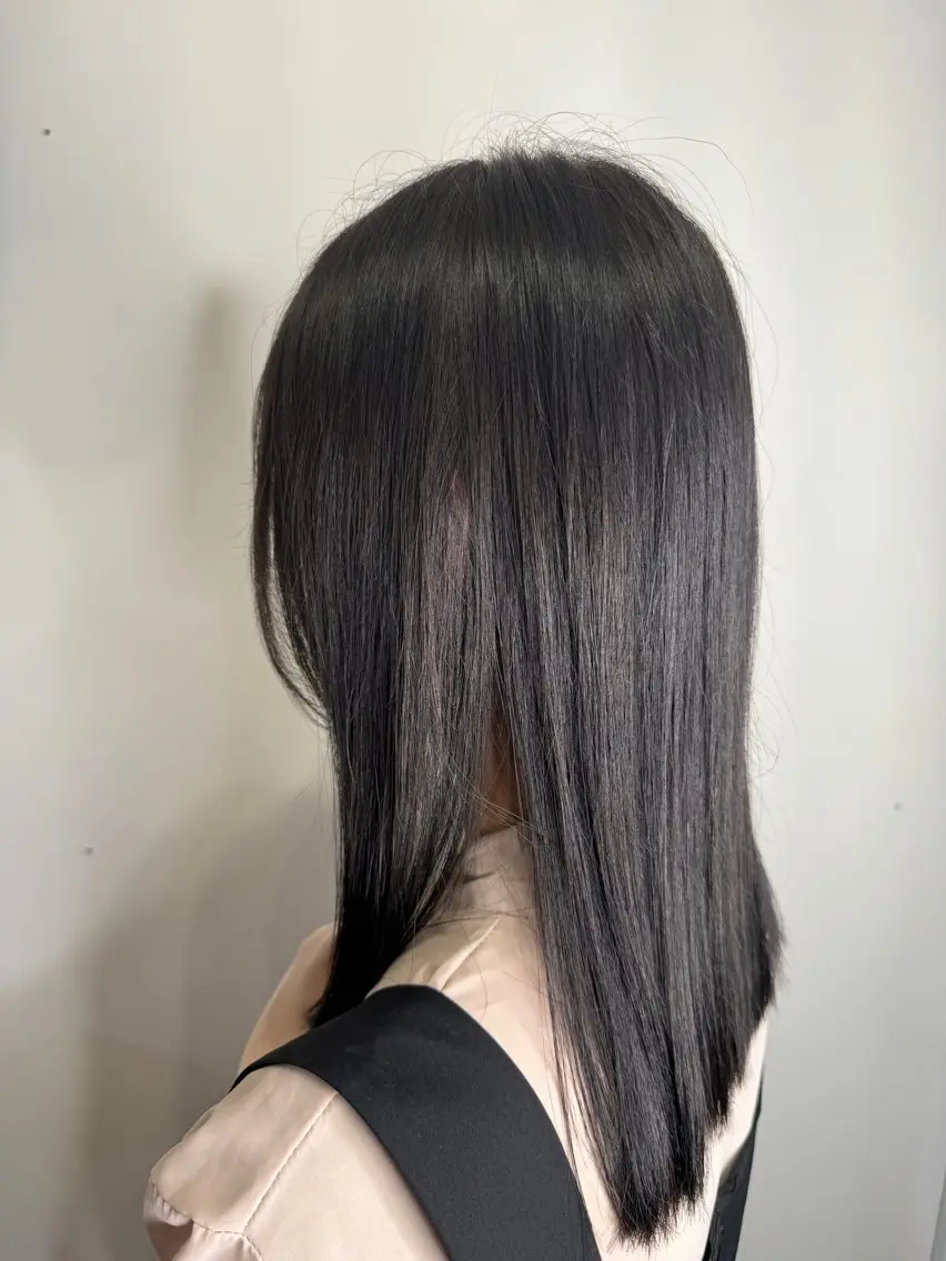 ロング カラー ブリーチ ブリーチなしカラー 大塚 しおりのヘアスタイル