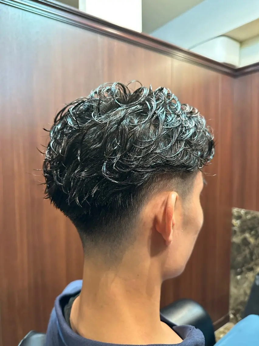 ミディアム アサノ ソウタのヘアスタイル