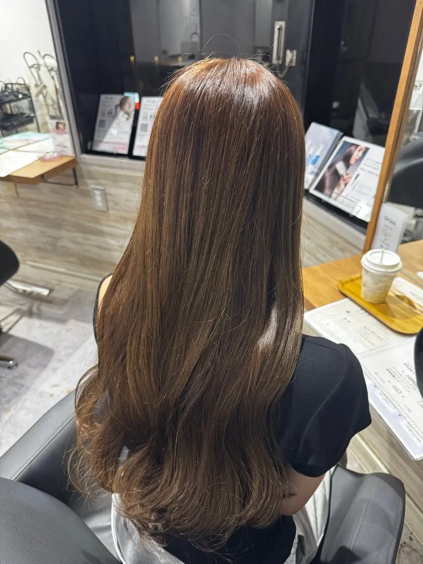 ロング カット ヘアカラー LUPIbyLee Sakuraのヘアスタイル