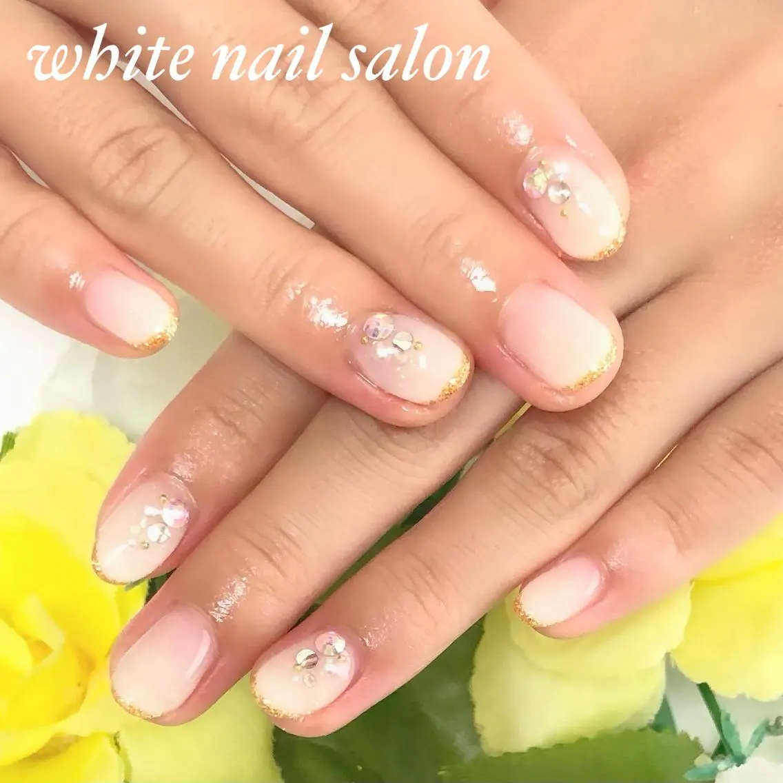 ネイル アートネイル フレンチネイル ジェルネイル ハードジェル 持ち込み ハンドネイル white nail salonのネイルデザイン