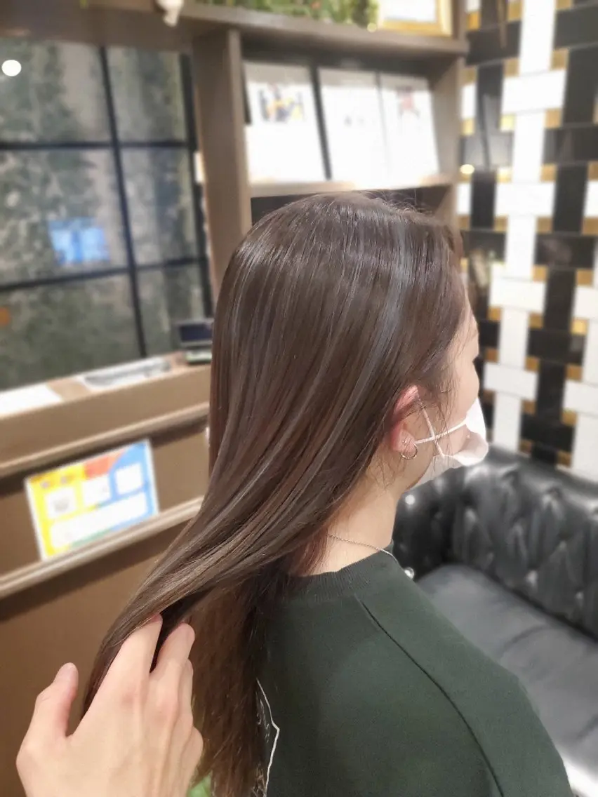 ロング 小島　崇義 ブリーチお任せ下さいのヘアスタイル