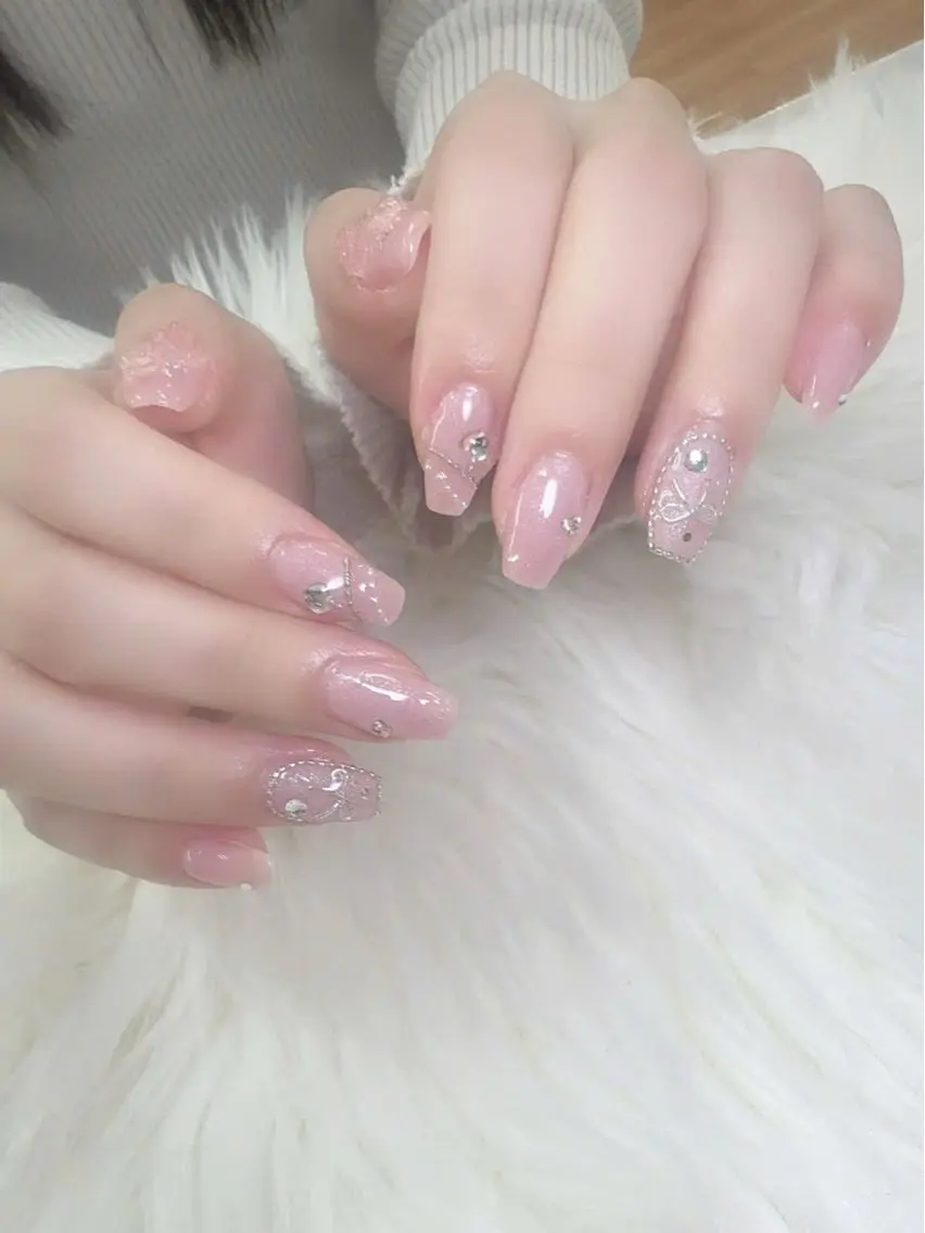 ネイル フレンチネイル グラデーション キラキラネイル 韓国ネイル マグネットネイル ハンドネイル ハンドケア Hara Nail 【持ち込みOK】のネイルデザイン
