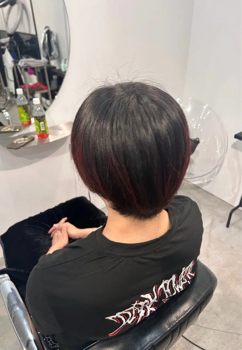 ショート ヘアカラー MISA カラー / 縮毛矯正のヘアスタイル