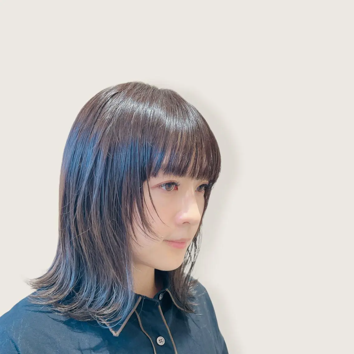 ミディアム カット ヘアカラー トリートメント ヘッドスパ コクブ アキヨのヘアスタイル