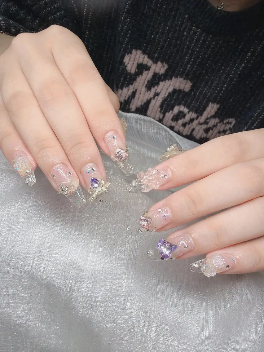 ネイル ハンドネイル Lee Nailsのネイルデザイン