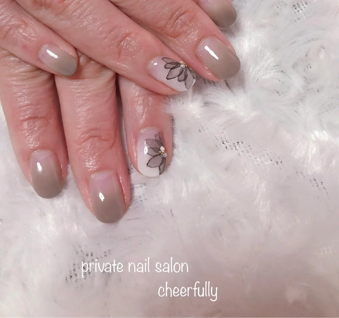 ネイル ハンドネイル ⭐️ cheerfullyのネイルデザイン