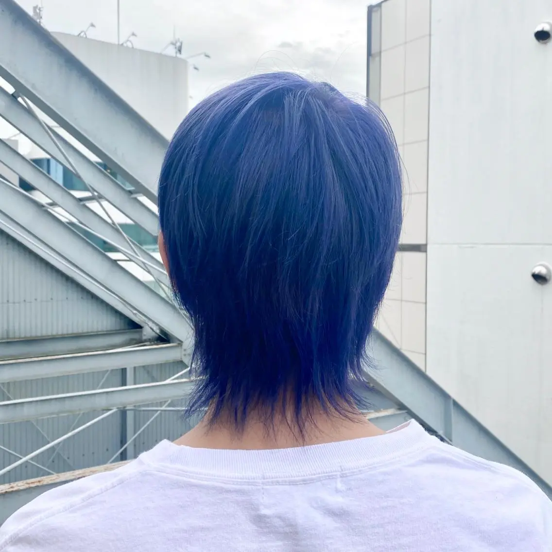 ショート カラー メンズ 🩵ブリーチカラー MIORI🩵のヘアスタイル