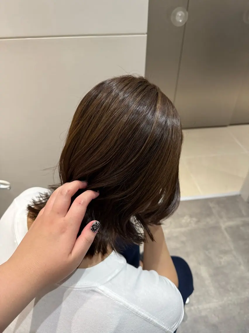 ミディアム カラー ブラウンカラー オリーブブラウン カット ヘアカラー トリートメント オタク特化美容師💟 チバコナツのヘアスタイル