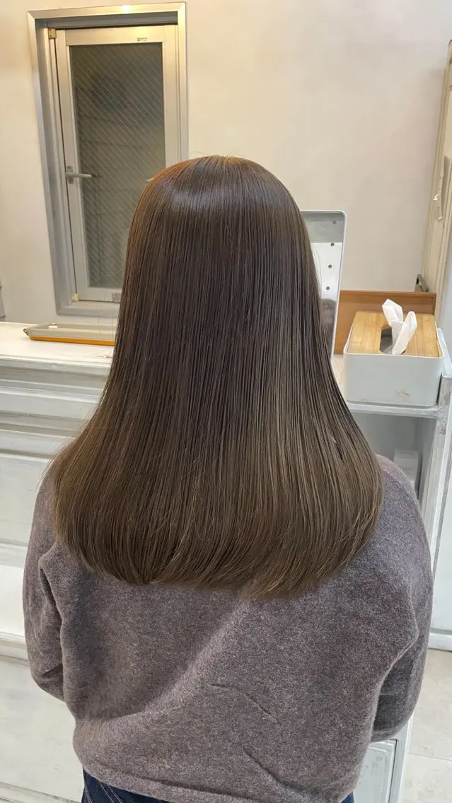 ミディアム カラー ベージュカラー オリーブベージュ カット ヘアカラー トリートメント GiseL 博多筑紫口店のヘアスタイル