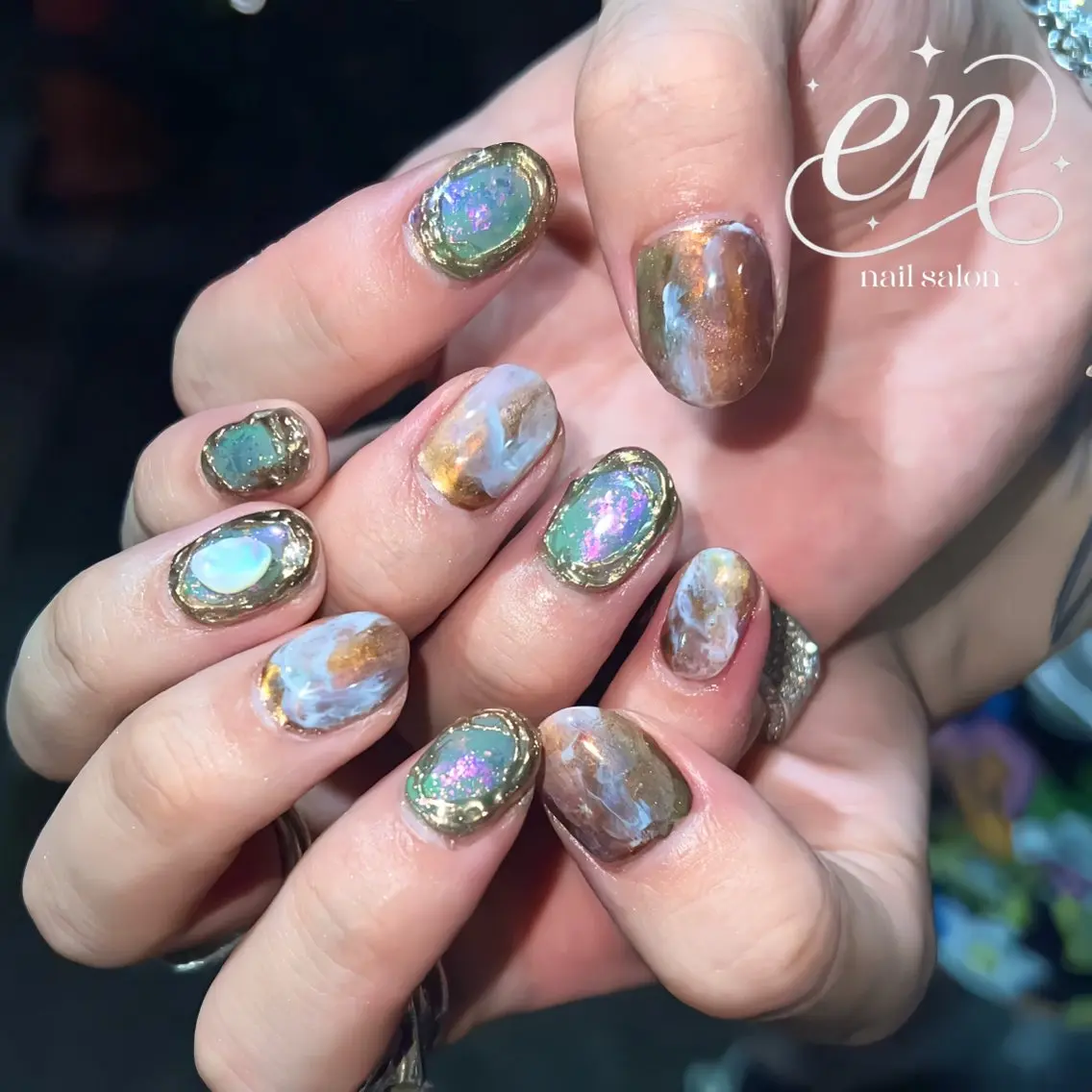 ネイル ジェルネイル メンズネイル ニュアンスネイル パラジェル ショートネイル ハンドネイル en. 渋谷のネイルデザイン