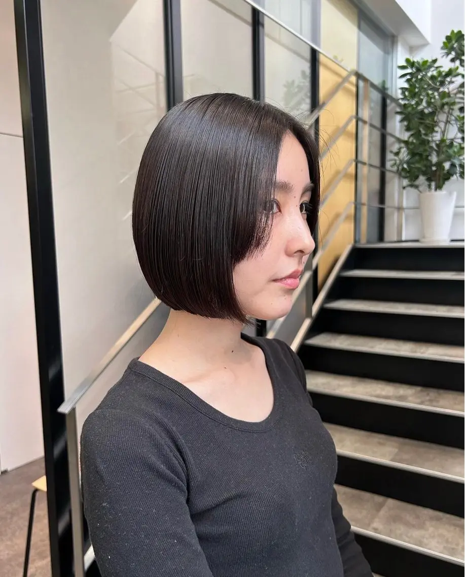 ミディアム カラー パーマ ヘアアレンジ ワンレンボブ 黒髪 ボブ 顔周りカット stylist 🌸 kana.のヘアスタイル