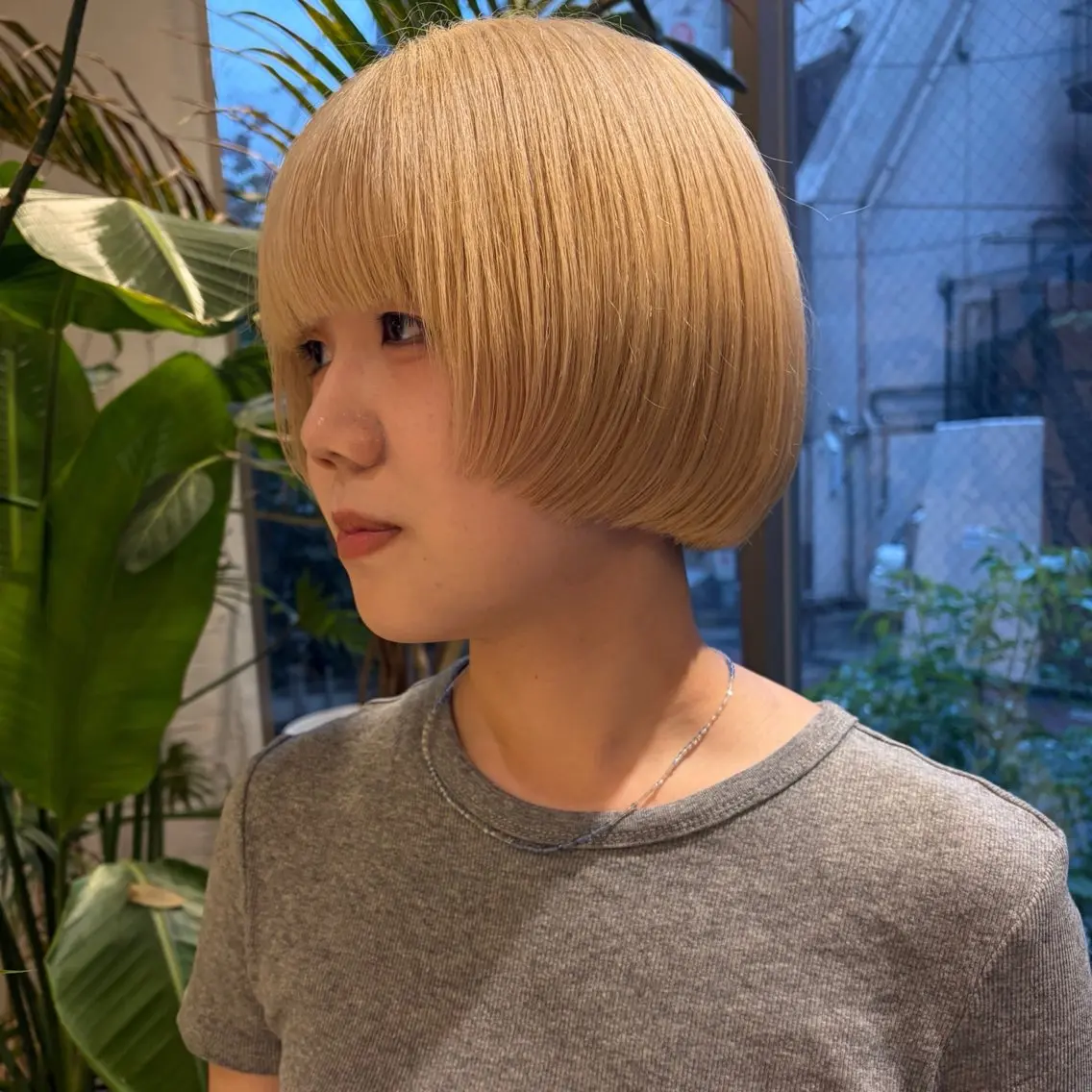 ショート カラー ハイトーンカラー ボブ カット ヘアカラー 🦖渋谷ハイトーン/ ボブ/MOEKA🦕のヘアスタイル