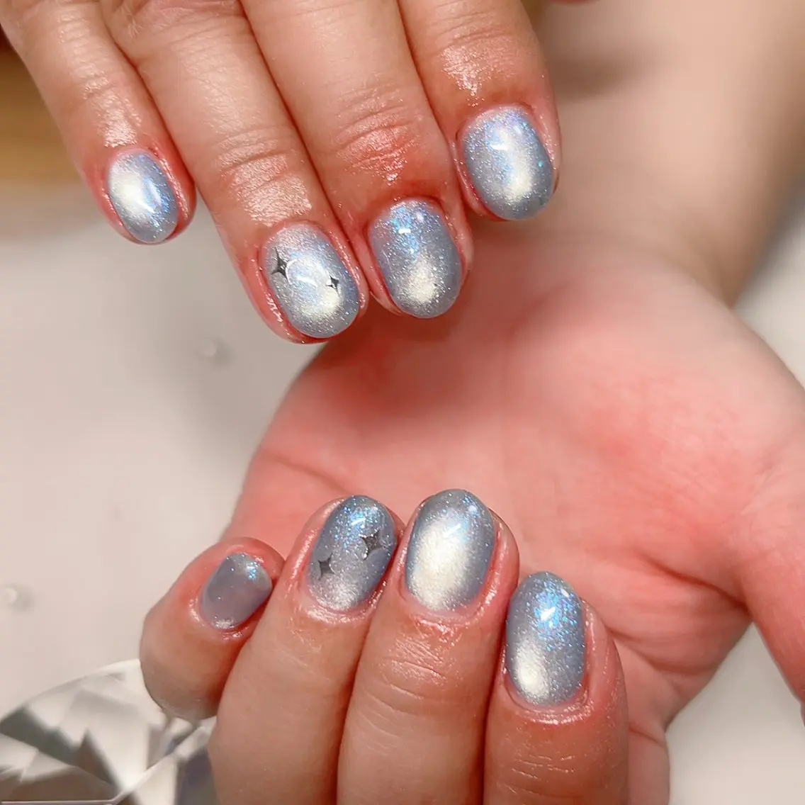 ネイル マグネットネイル 赤色 ハンドネイル Cute Tips nailのネイルデザイン