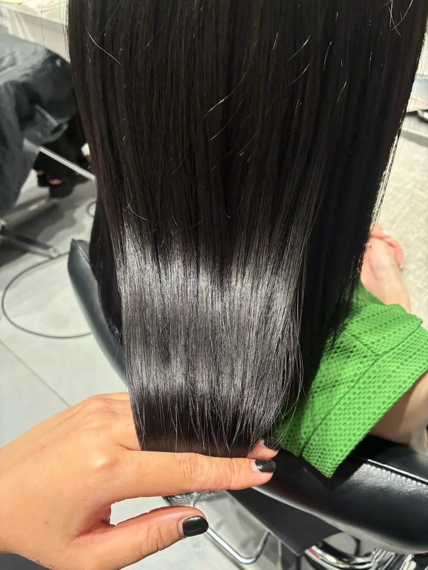 ロング トリートメント FILMS チサトのヘアスタイル