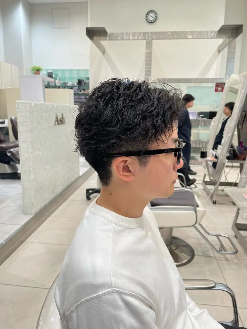 ・韓国風センターパート🔥フェザーパーマ+カット+トリートメントの写真