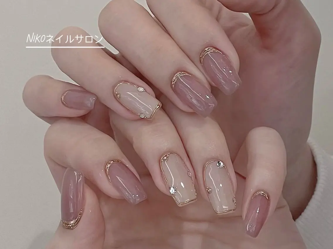 ネイル ジェルネイル ハート 韓国ネイル ニュアンスネイル パラジェル ハンドネイル Nikoネイルサロン 高田馬場店のネイルデザイン