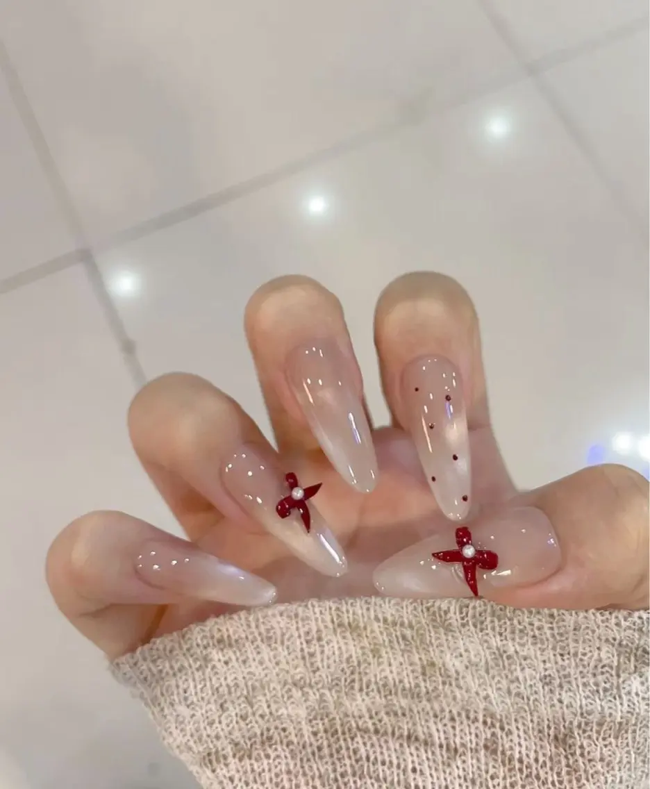 【長さ出し10本】韓国トレンド🎀うるうる.チークネイル💅の写真