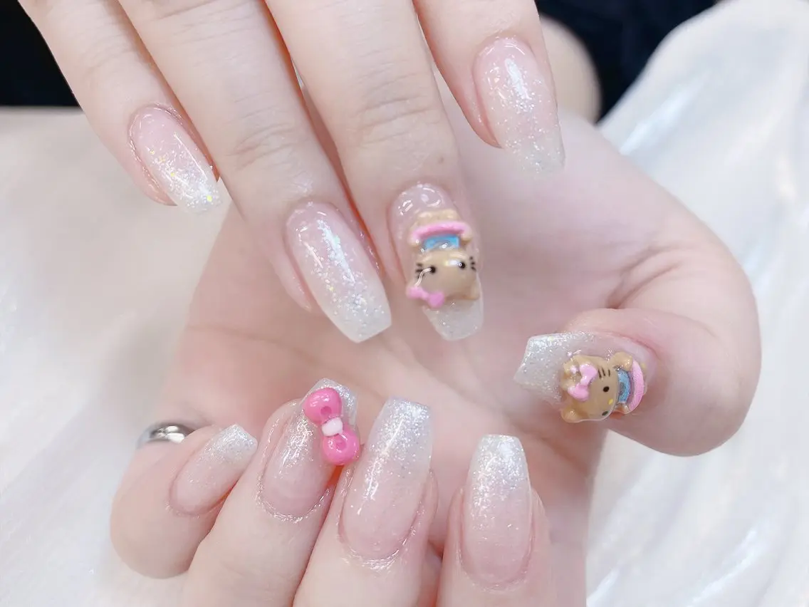 ネイル チークネイル 成人式 フレンチネイル グラデーション 氷ネイル・うるうるネイル ハンドネイル DUO   MI nail salonのネイルデザイン