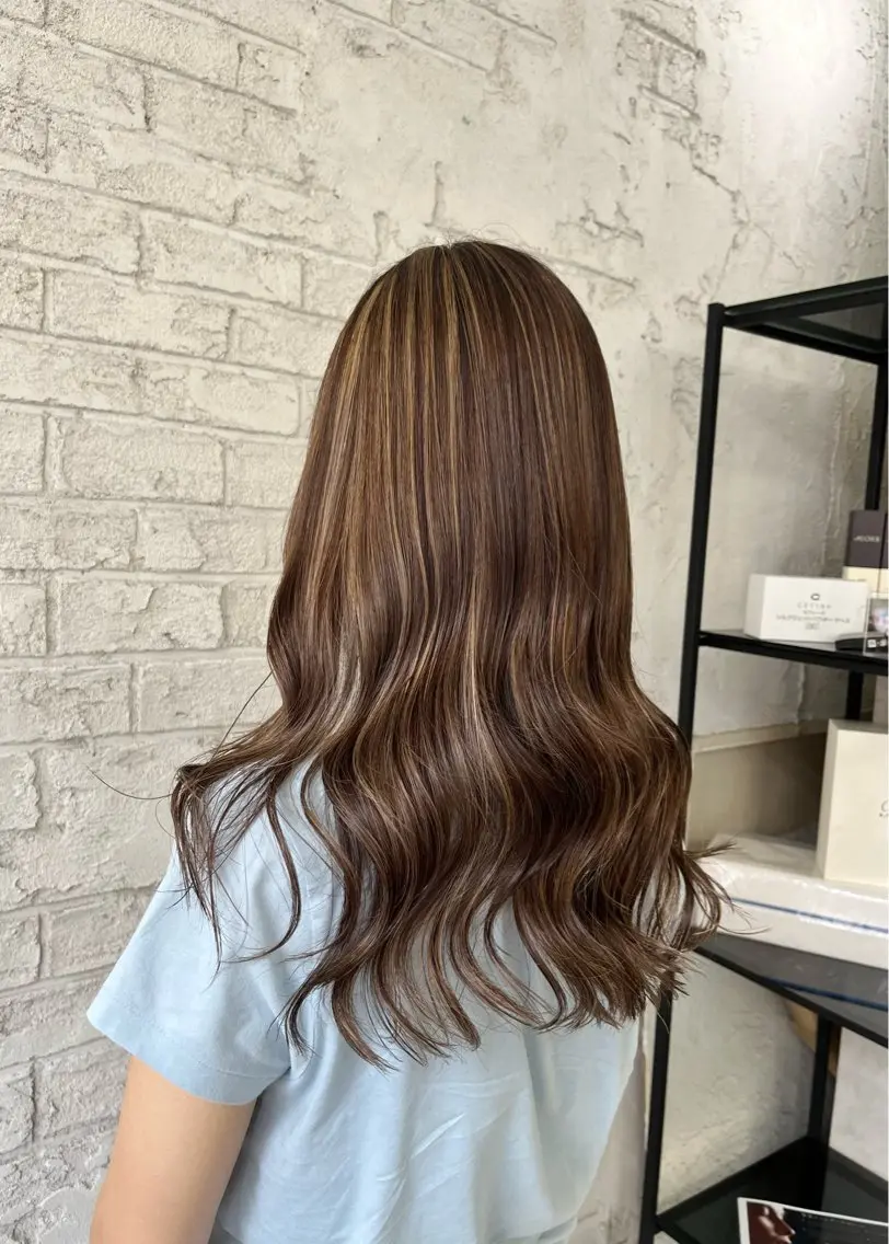 ロング カット ヘアカラー トリートメント 艶髪ブリーチカラー 💗manaka💗のヘアスタイル