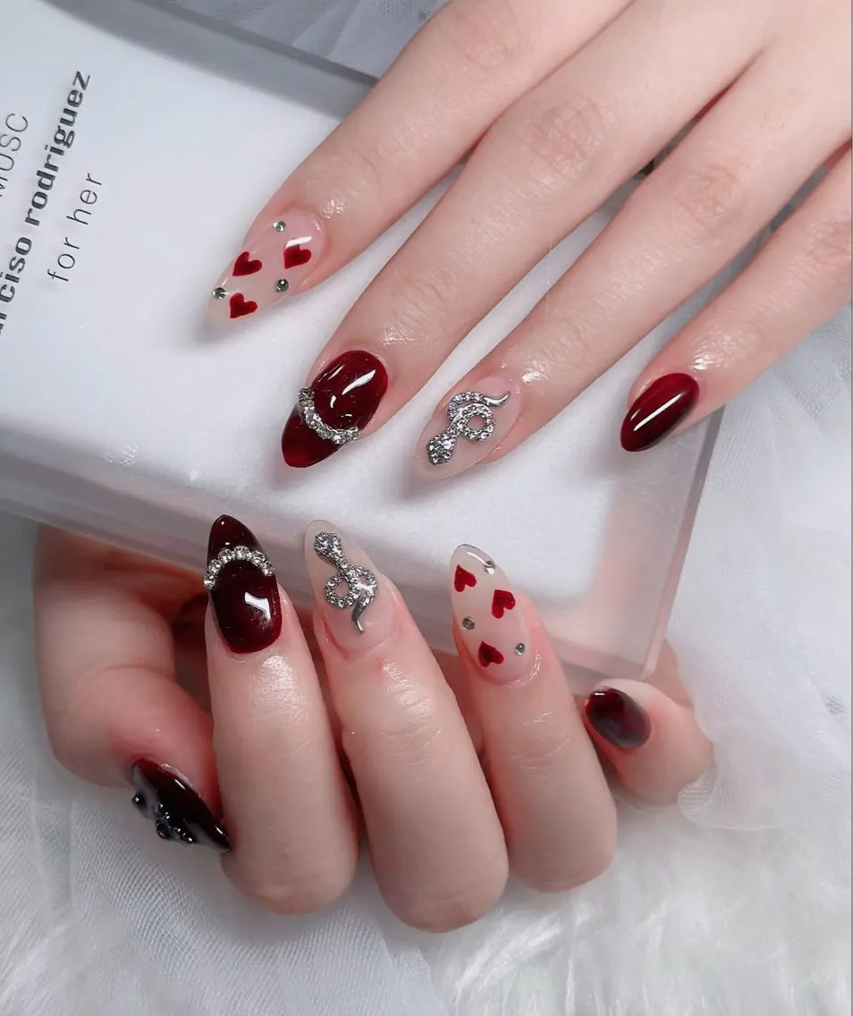ネイル フレンチネイル ジェルネイル ハロウィン キラキラネイル 韓国ネイル H.baby Nail Salonのネイルデザイン
