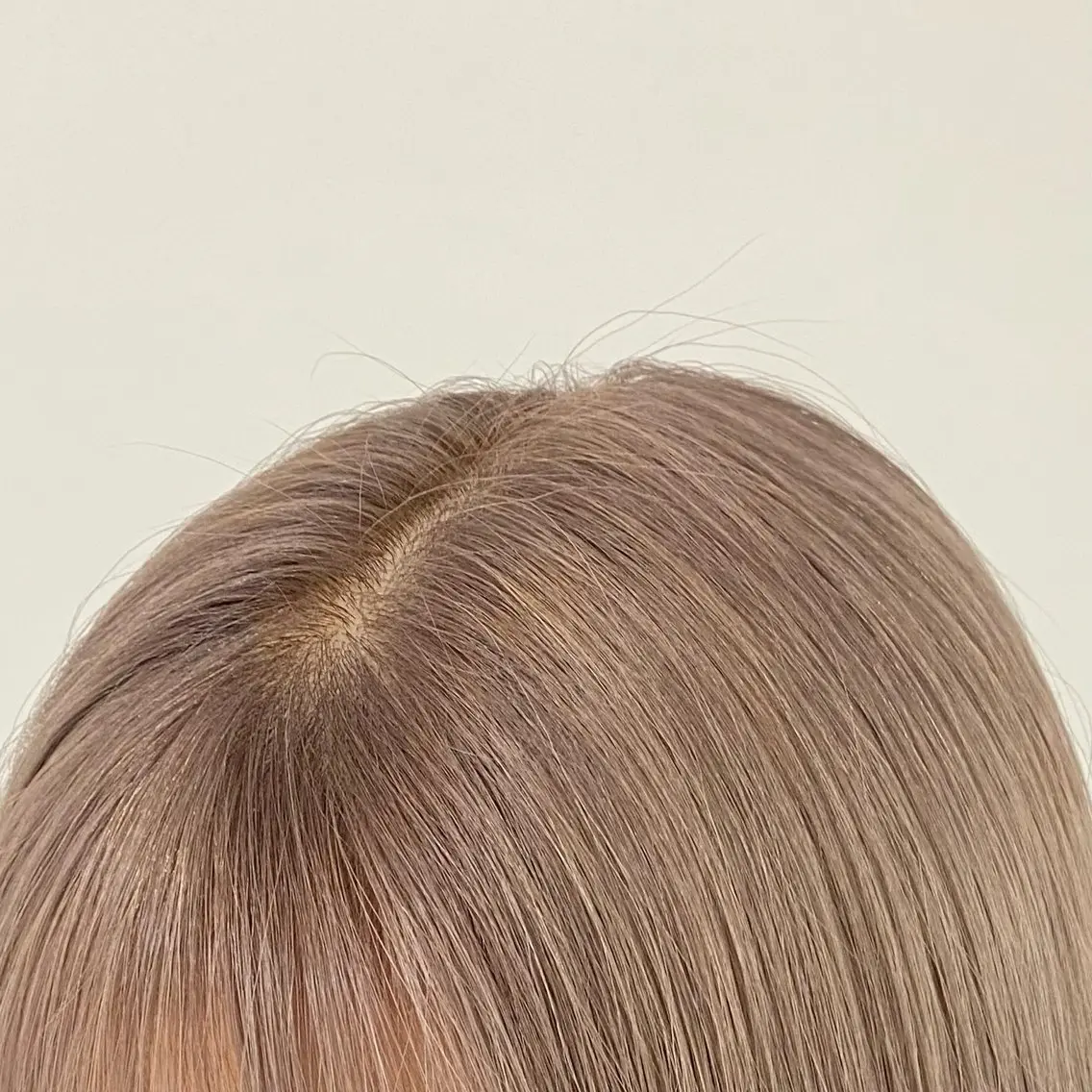 ロング カラー ブリーチ グレージュ ハイトーンカラー ヘアカラー ベージュ/アレンジ /横浜/杉本千夏のヘアスタイル