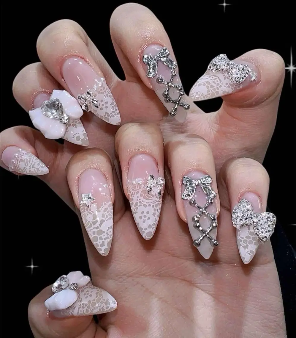 ネイル オーロラネイル フレンチネイル ジェルネイル ハロウィン 韓国ネイル ハンドネイル H.baby Nail Salonのネイルデザイン