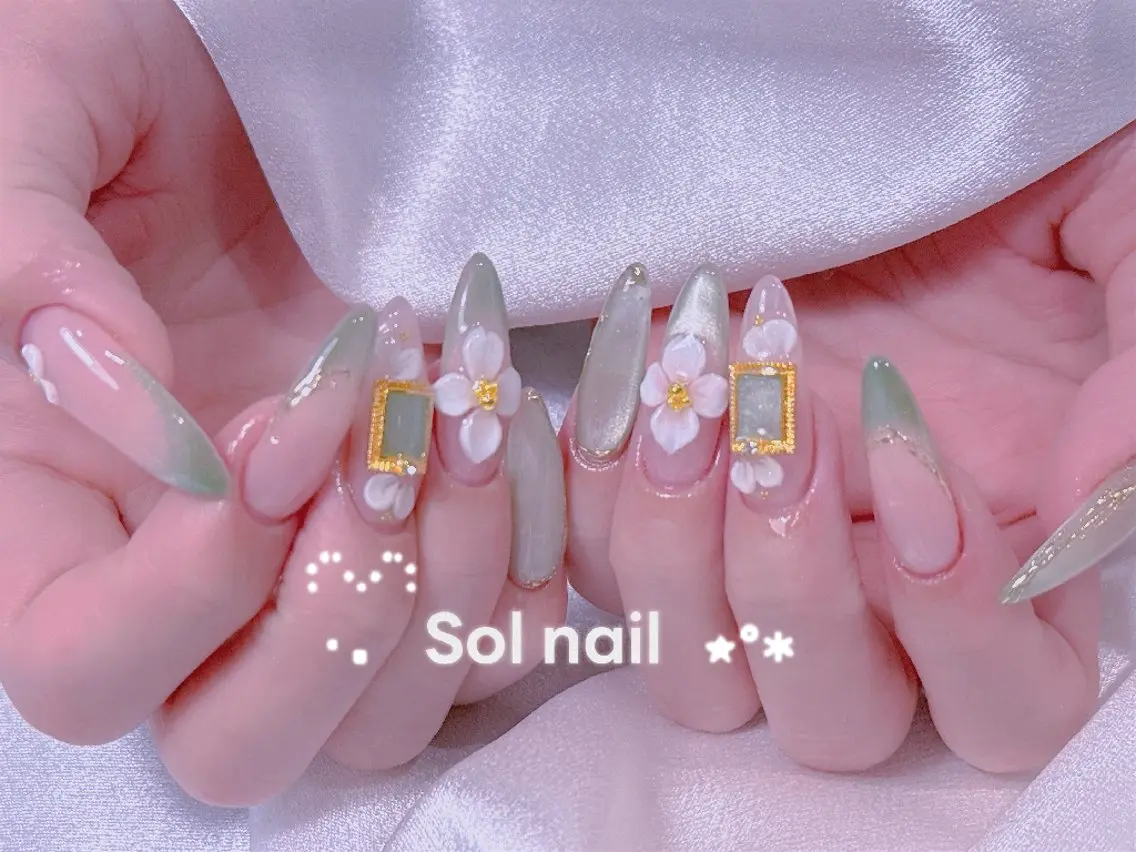 ネイル ハンドネイル ハンドケア Sol Nail ミネのネイルデザイン