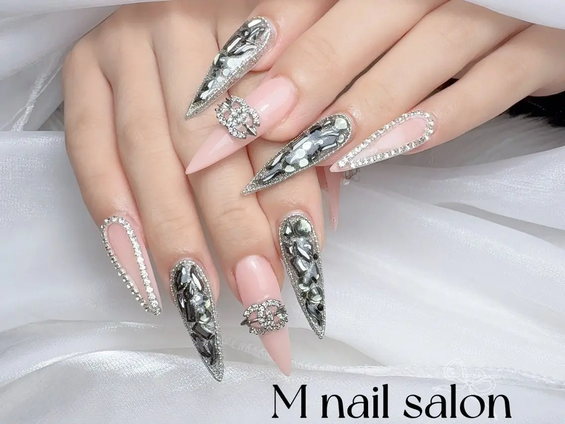 ネイル ハンドネイル M🌷nail 長さだし専門店のネイルデザイン