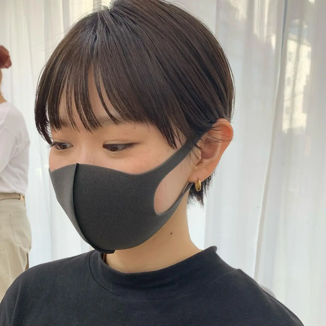 ミディアム カラー パーマ ヘアアレンジ メンズ キッズ ネイル マツエク・マツパ レイヤーカット/ 巻ける縮毛矯正のヘアスタイル