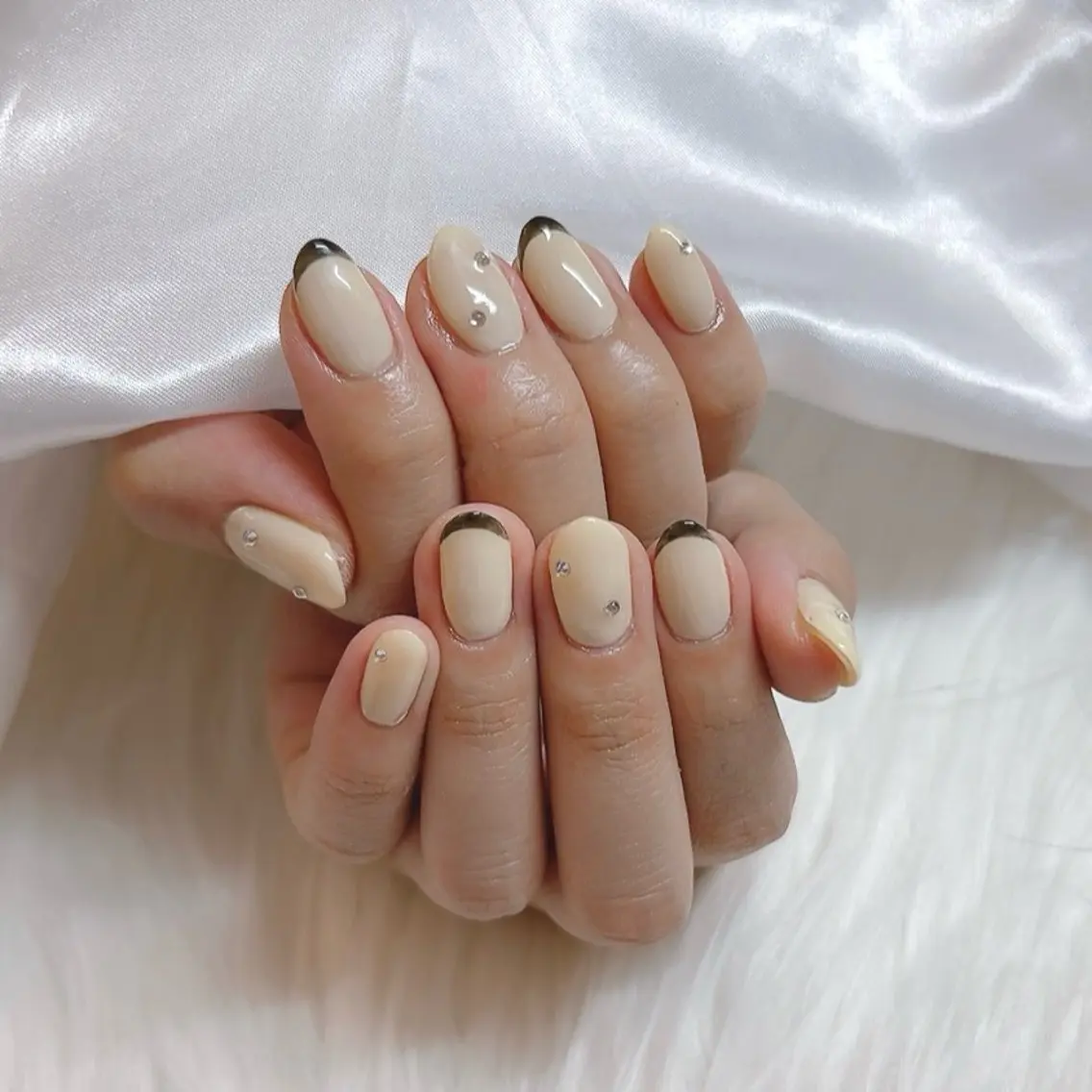 ネイル ハンドネイル Charlie 🖤のネイルデザイン