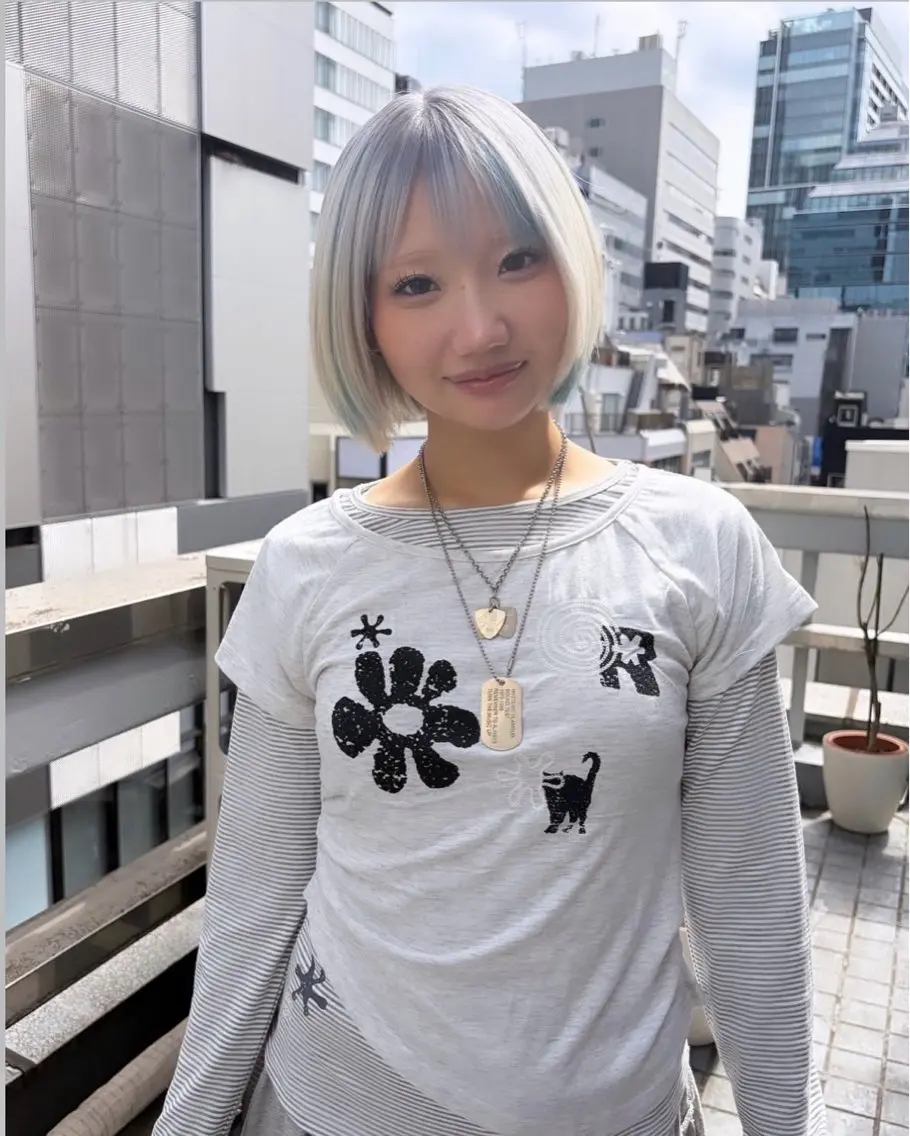 ショート ヘアカラー 石井 愛菜のヘアスタイル