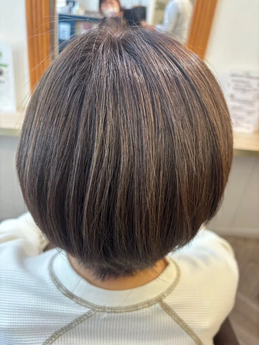 ショート ハイライト トリートメント カット ヘアカラー トリートメント ボブ🫧透明感カラー 💎Sayakaのヘアスタイル