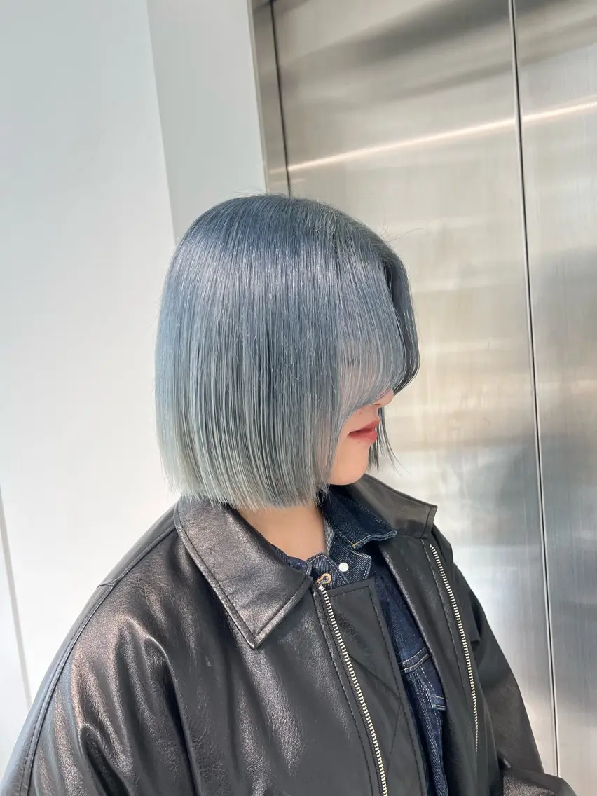 カラー カット ヘアカラー トリートメント 赤みゼロ/透明感 カラー🌿KANTAのヘアスタイル