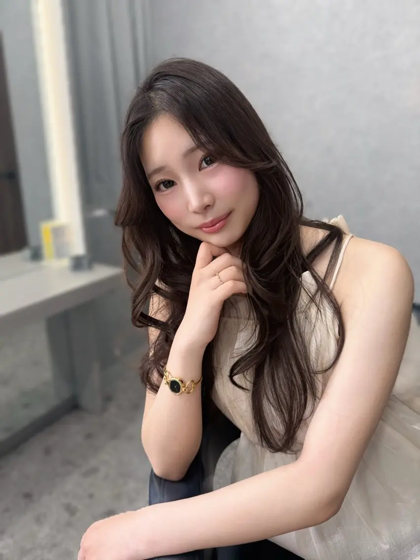 ロング カラー 顔周りカット 韓国風ヘア レイヤーカット カット ヘアカラー トリートメント レイヤーカット /顔周り/和奏︎♪のヘアスタイル