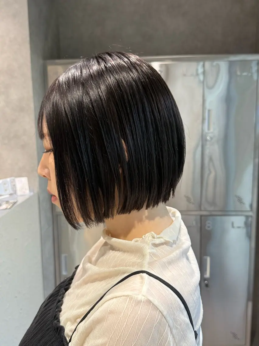 ミディアム パーマ ストレートパーマ カット 縮毛矯正 トリートメント LUNEA蕨🌙廣瀬 智志 ダブルカラーのヘアスタイル